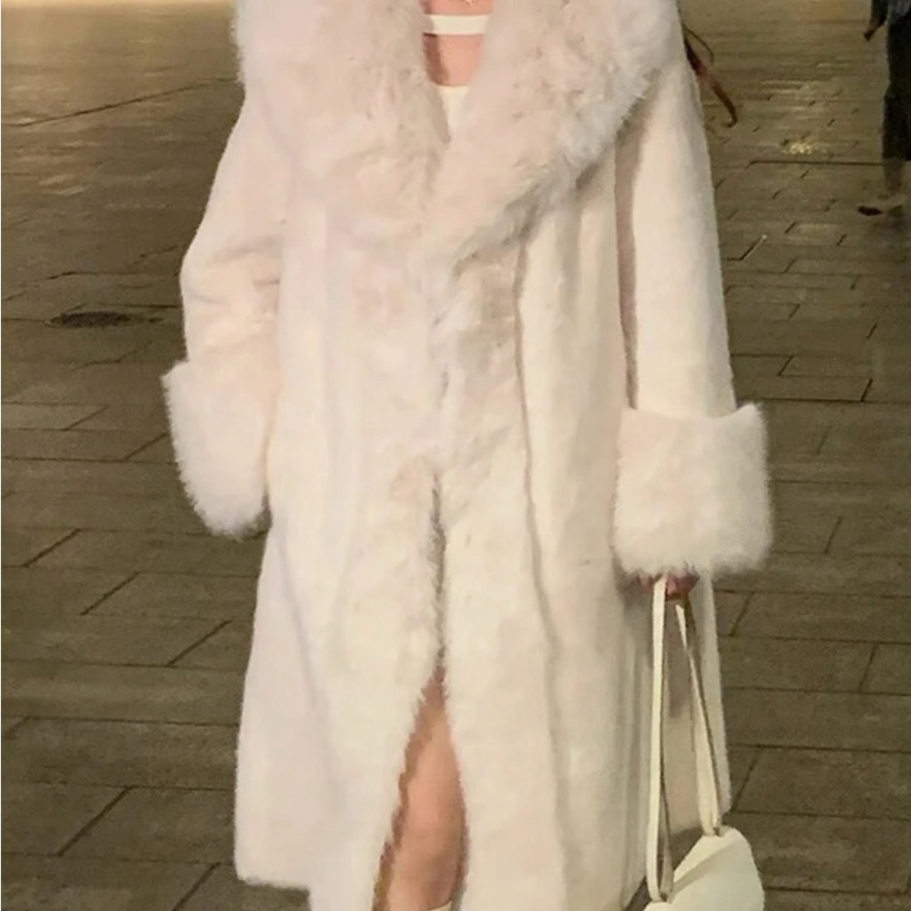 Chic White Faux Fur Overcoat